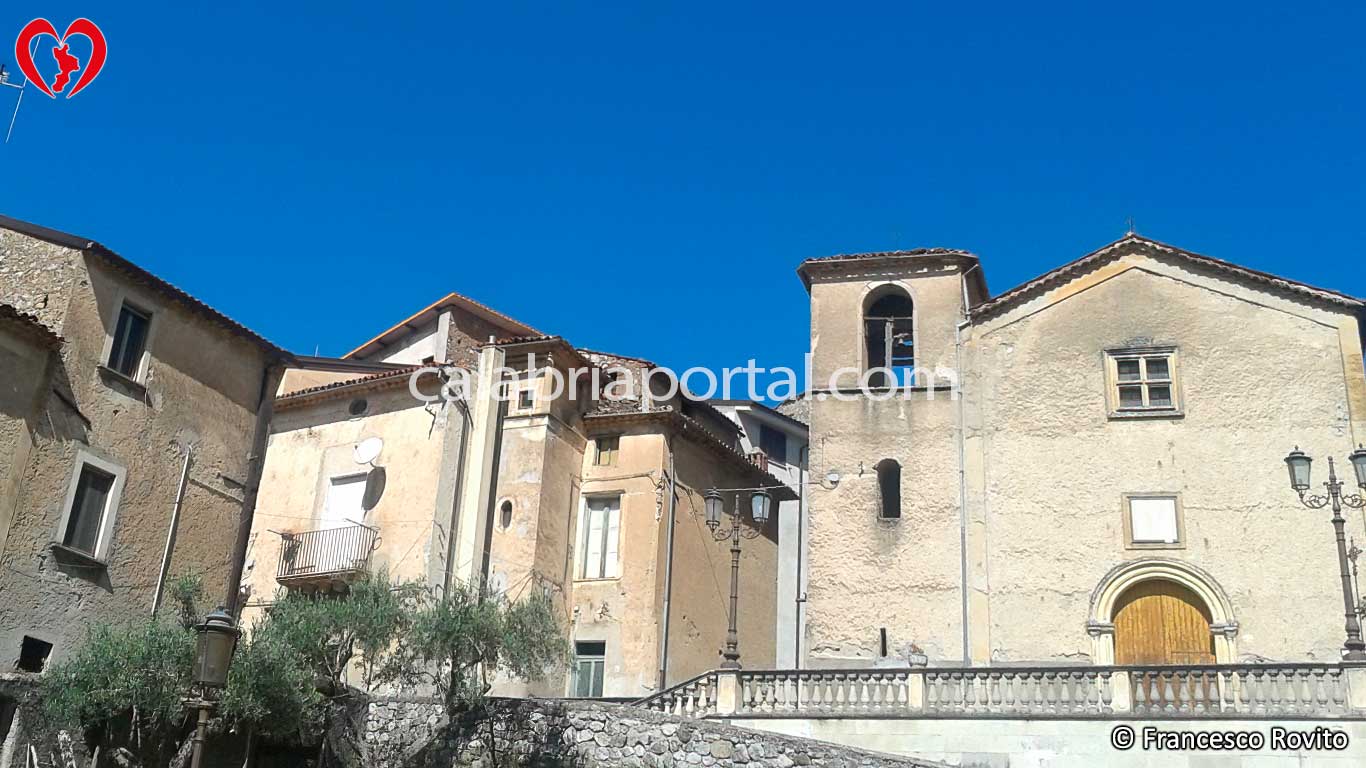 Scorcio dei Borghi di Casali del Manco (CS) Scorcio dei Borghi di Casali del Manco (CS)