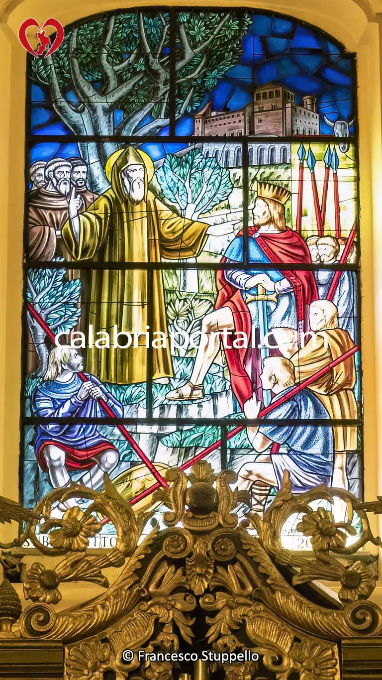 Finestra Istoriata della Chiesa di San Benedetto a Cetraro