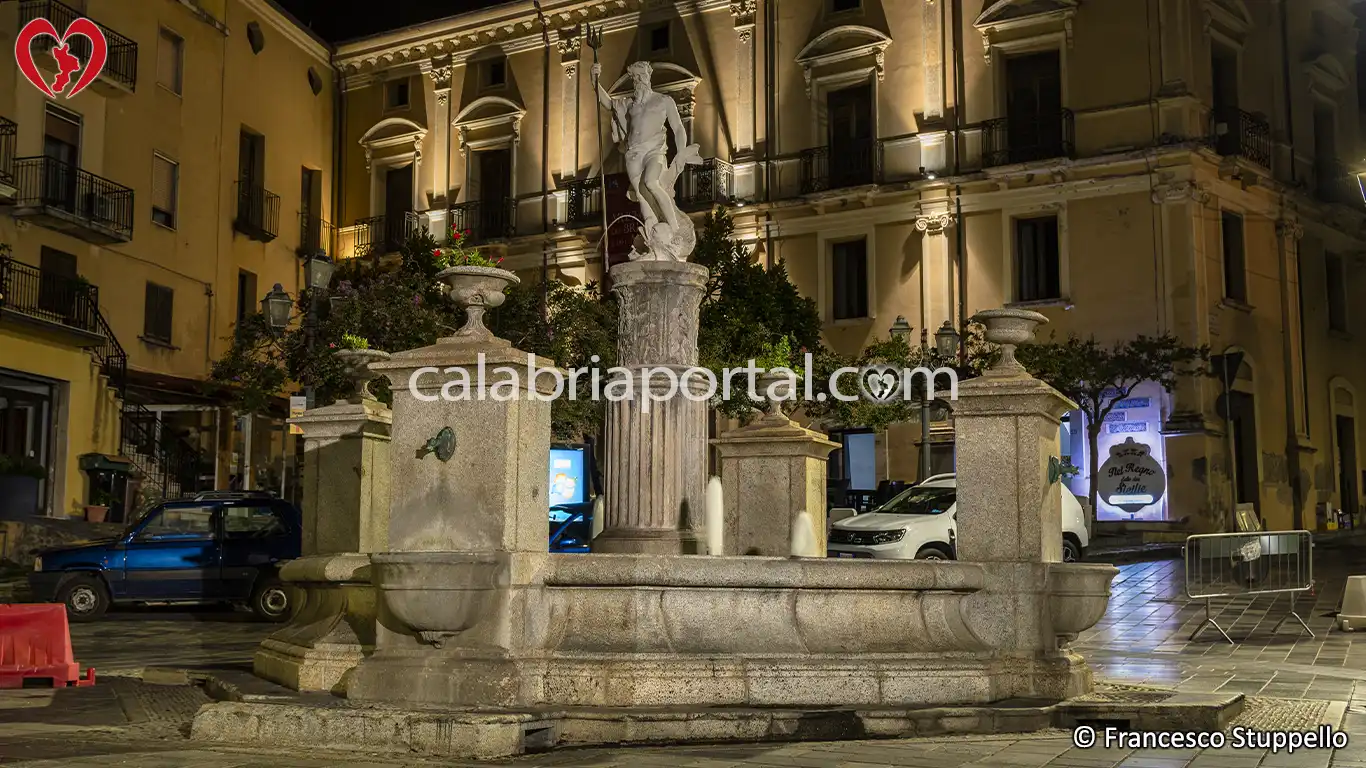 Fontana Monumentale del Nettuno a Cetraro Fontana Monumentale del Nettuno a Cetraro