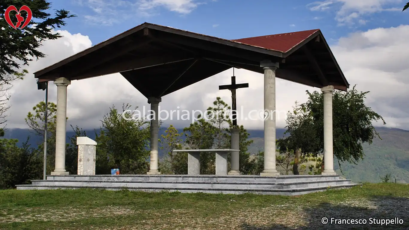 Altare Esterno del Santuario del Monte Serra a Cetraro