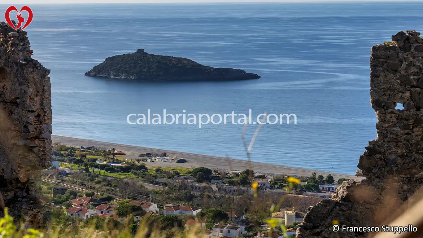 Isola di Cirella