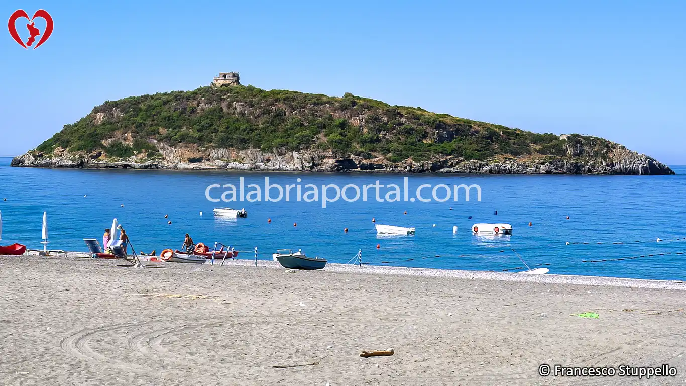 Isola di Cirella Isola di Cirella
