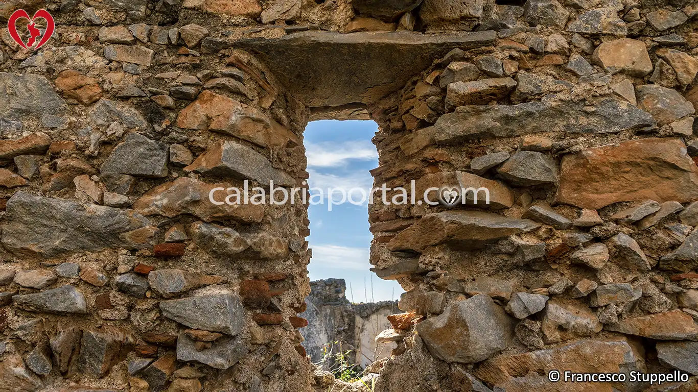 I Ruderi di Cirella I Ruderi di Cirella