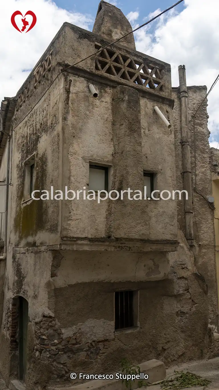 La Casa Kodra a Civita (CS)
