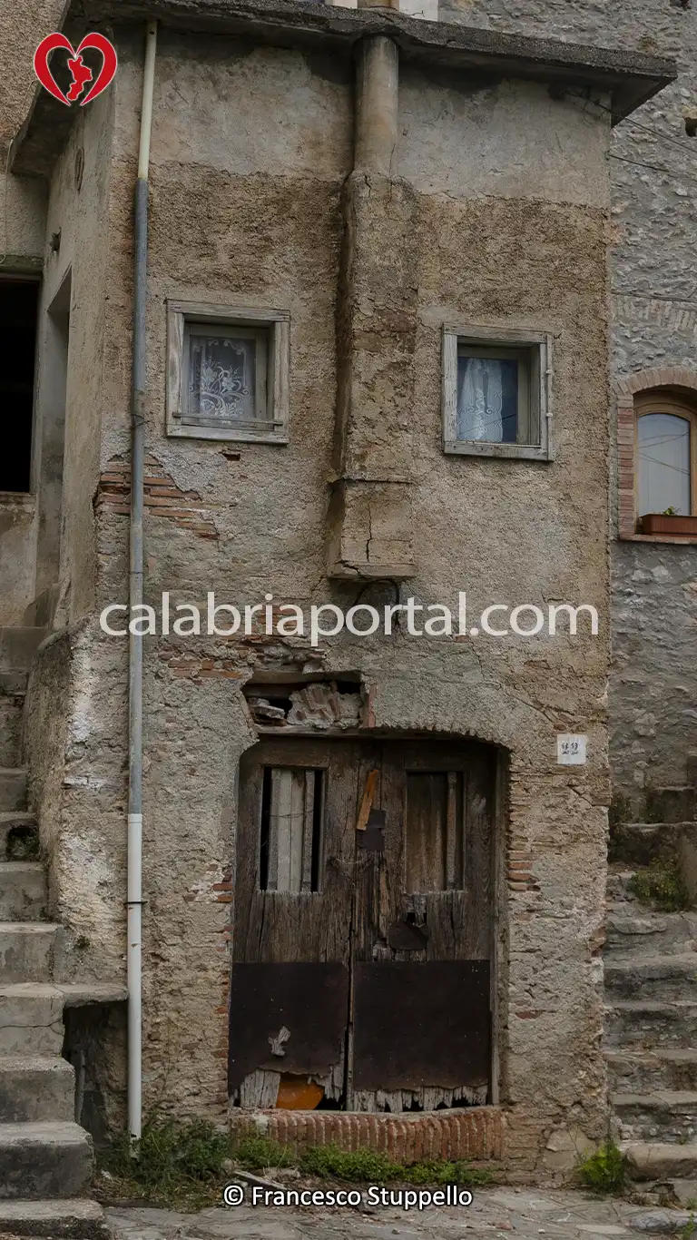 La Casa Kodra a Civita (CS)