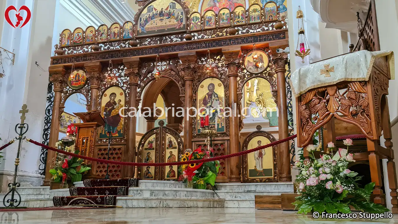 Iconostasi della Chiesa di Santa Maria Assunta a Civita Iconostasi della Chiesa di Santa Maria Assunta a Civita