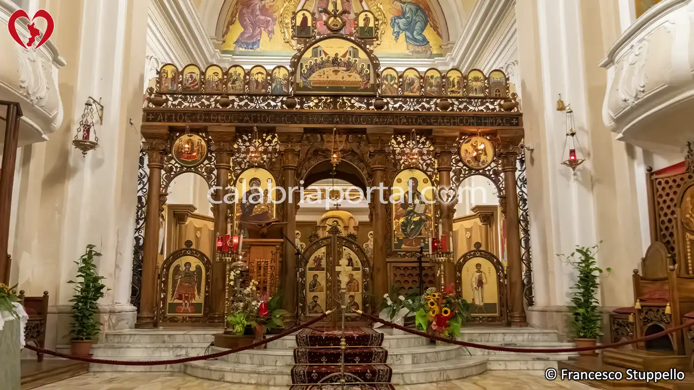 Iconostasi della Chiesa di Santa Maria Assunta a Civita Iconostasi della Chiesa di Santa Maria Assunta a Civita