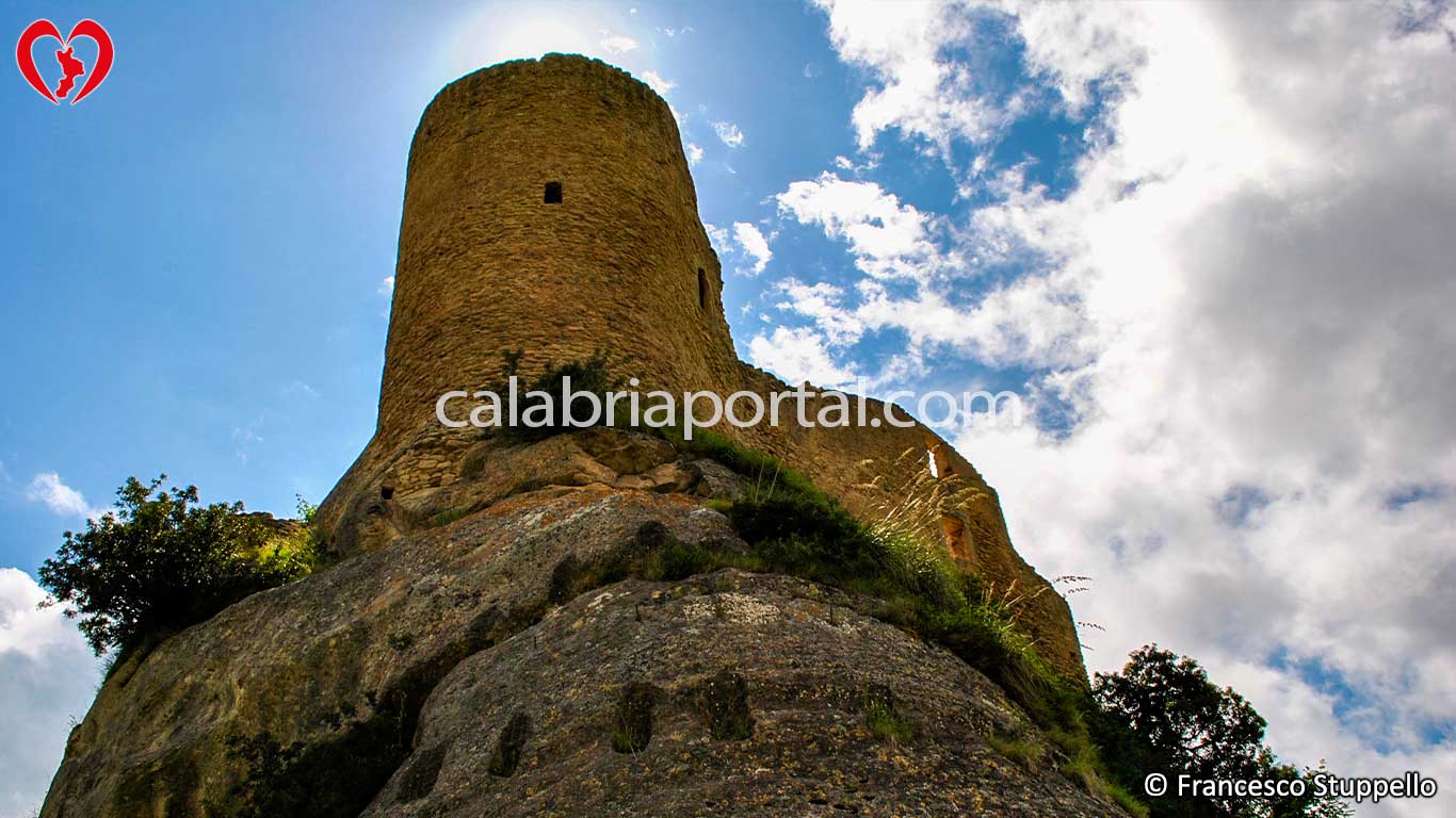 Il Castello di Cleto (CS)
