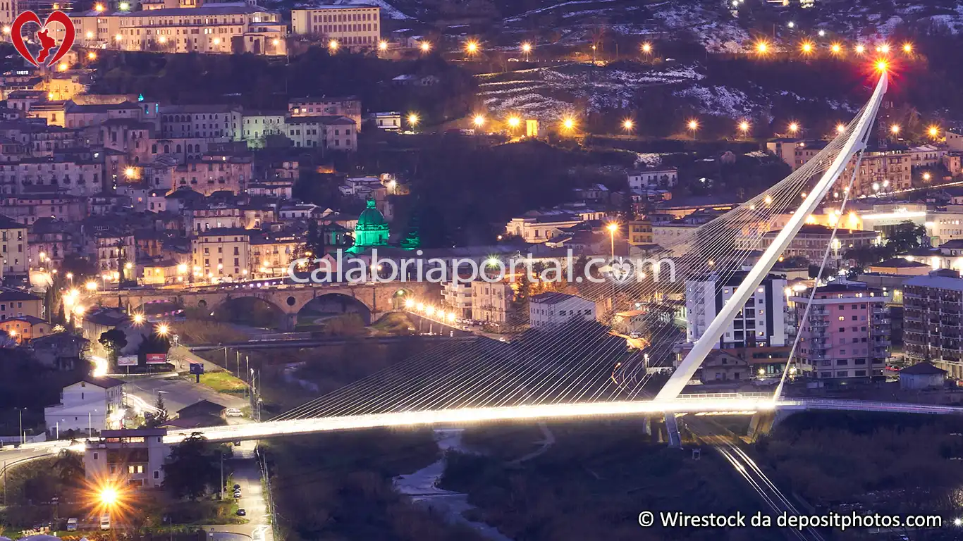 Ponte San Francesco da Paola, noto Come Ponte di Calatrava, a Cosenza