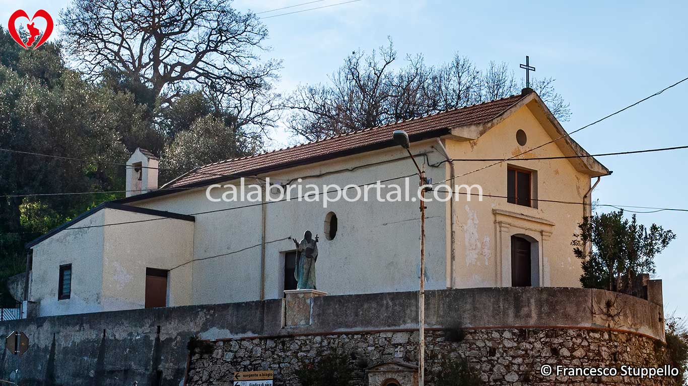 Chiesa di Sant'Antonio Abate a Cropalati (CS) Chiesa di Sant'Antonio Abate a Cropalati (CS)