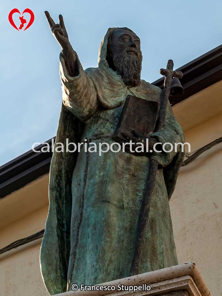 Monumento a Sant'Antonio Abate a Cropalati (CS) Monumento a Sant'Antonio Abate a Cropalati (CS)