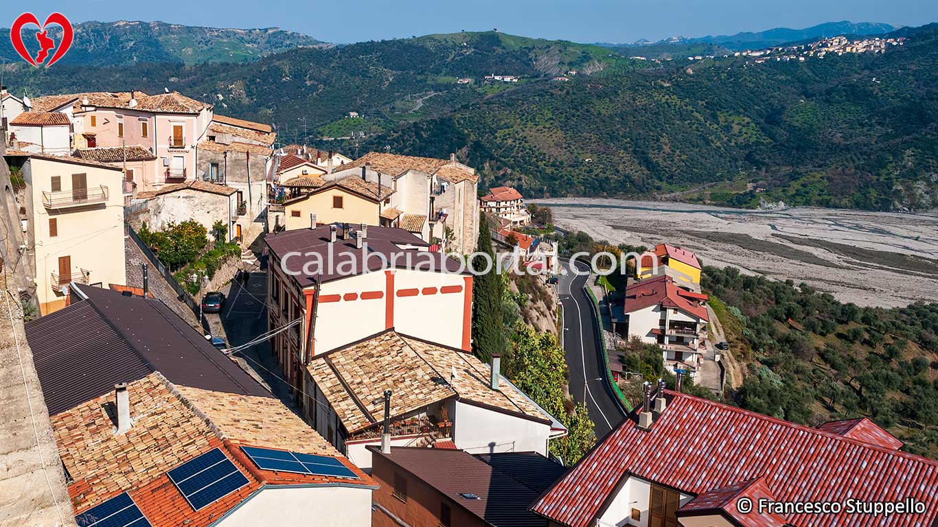 Scorcio di Cropalati (CS) Scorcio di Cropalati (CS)