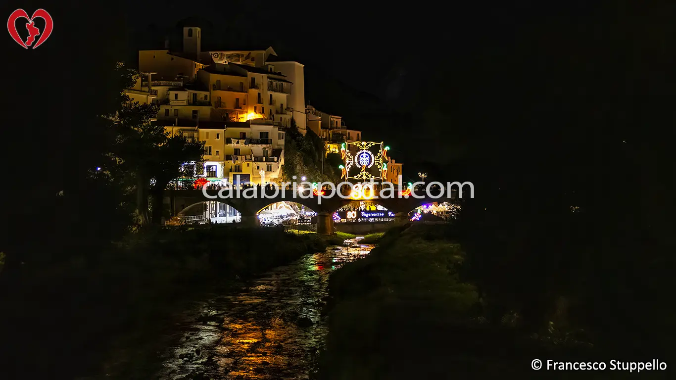 Scorcio notturno di Diamante (CS) Scorcio notturno di Diamante (CS)