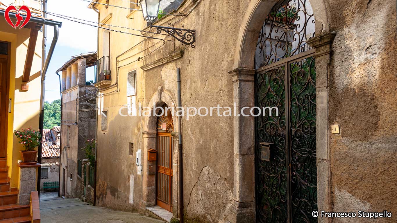 Scorcio di Dipignano (CS) Scorcio di Dipignano (CS)