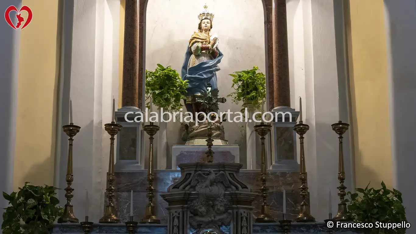 Statua dell'Immacolata Concezione della Chiesa dell'Immacolata Concezione a Fagnano Castello (CS) Statua dell'Immacolata Concezione della Chiesa dell'Immacolata Concezione a Fagnano Castello (CS)