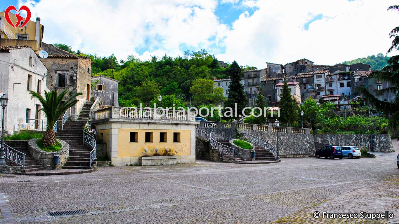 Scorcio del Borgo di Falconara Albanese (CS) Scorcio del Borgo di Falconara Albanese (CS)