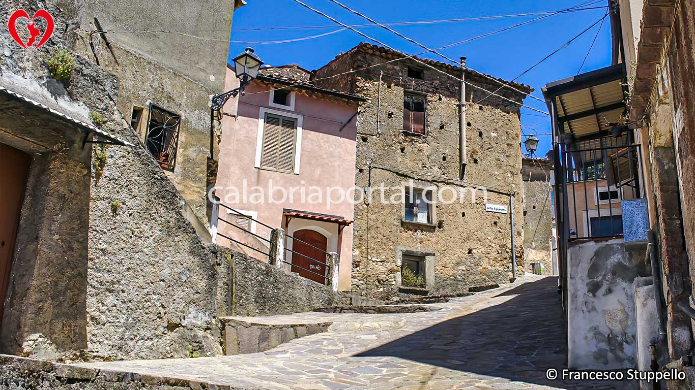 Scorcio di Feruci (CS) Scorcio di Feruci (CS)