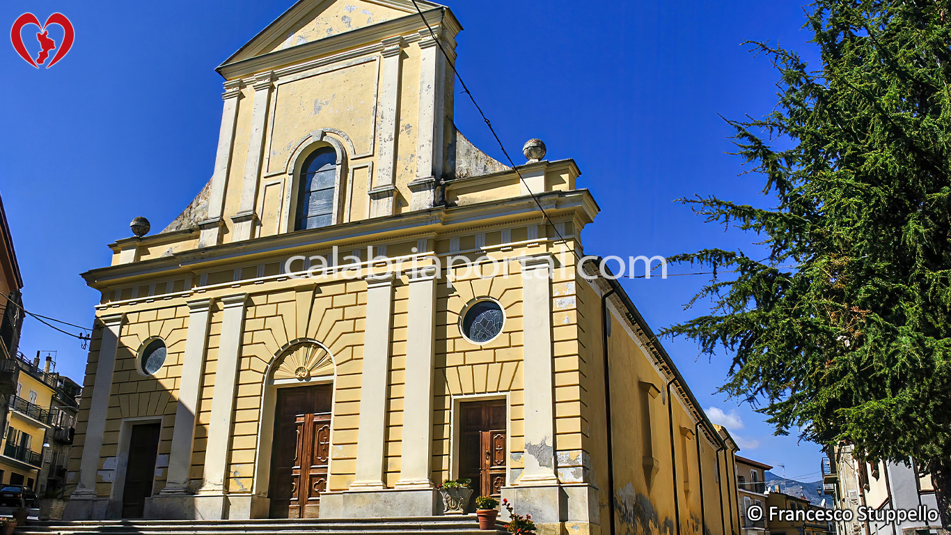 Chiesa di Santa Maria Assunta in Cielo a Firmo (CS)