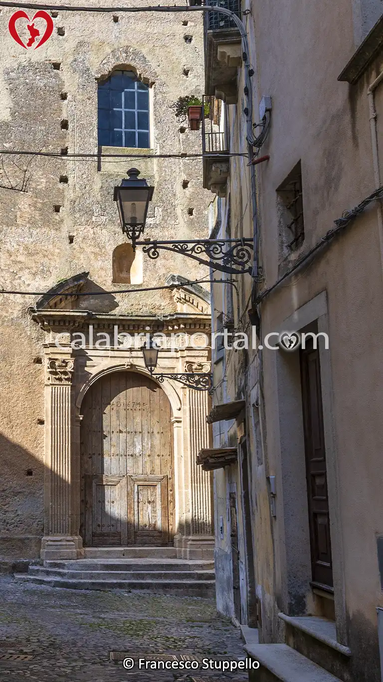 Facciata della Chiesa Matrice di Fiumefreddo Bruzio