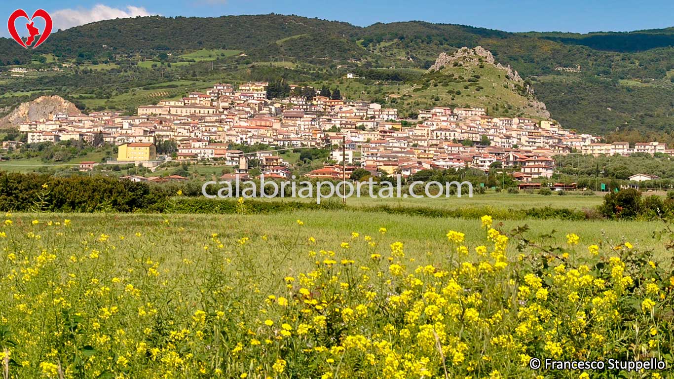 Francavilla Marittima (CS) Francavilla Marittima (CS)