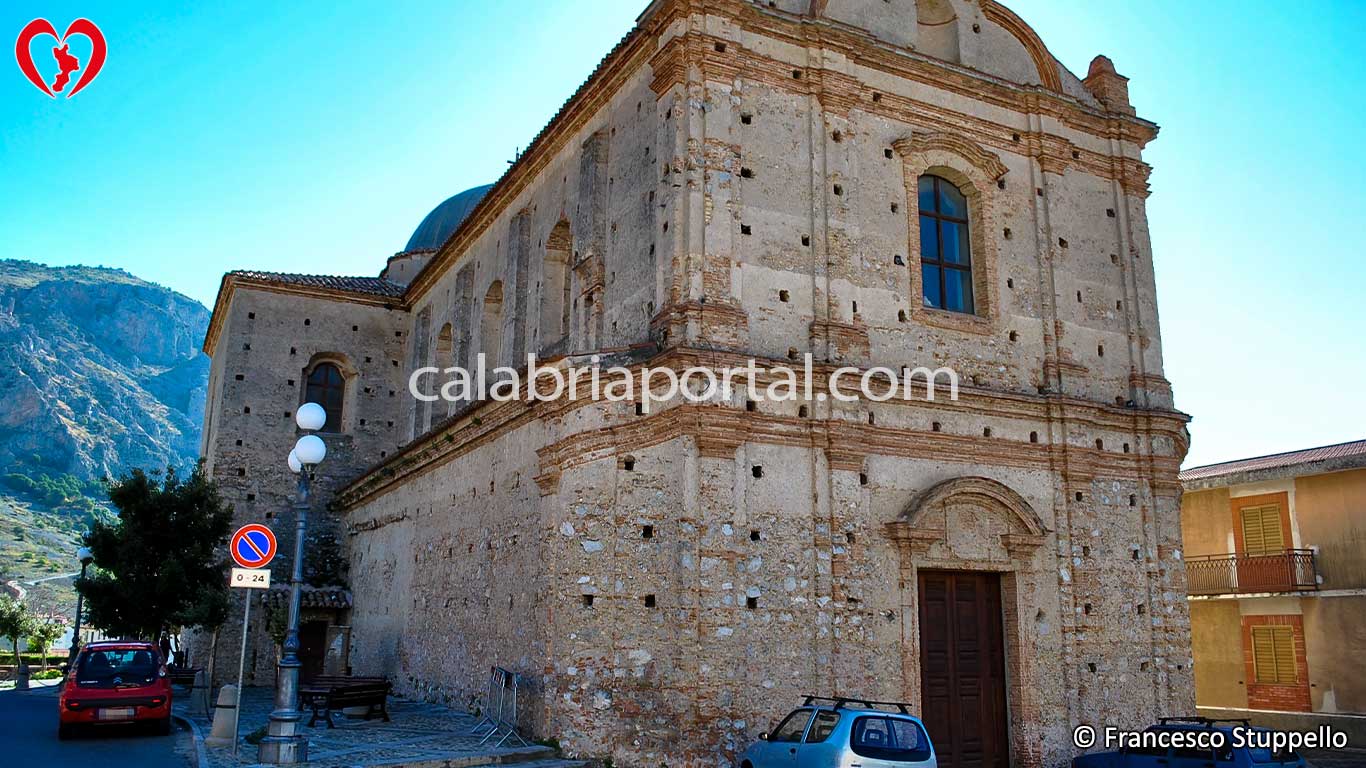 Chiesa di Santa Maria Assunta a Frascineto (CS)