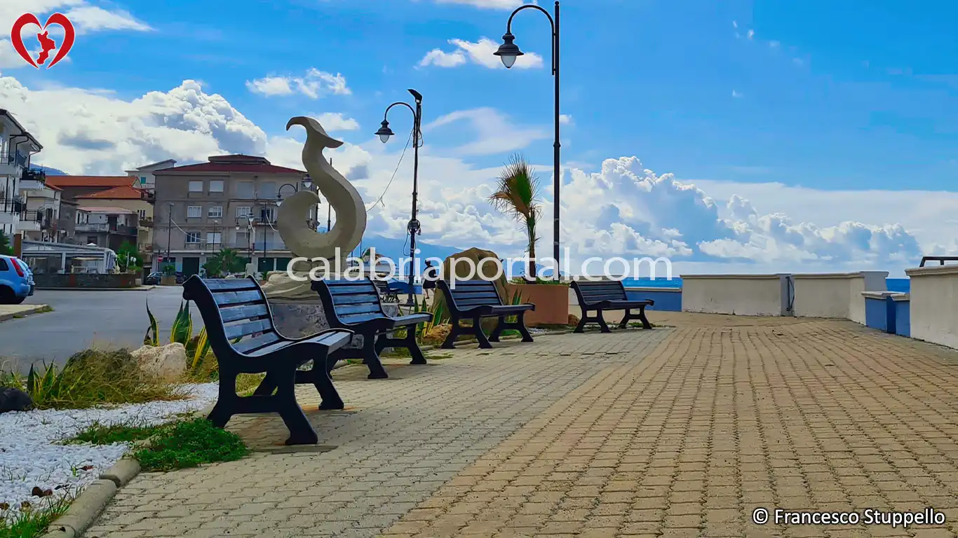 Lungomare di Fuscaldo Marina - Calabria Lungomare di Fuscaldo Marina - Calabria