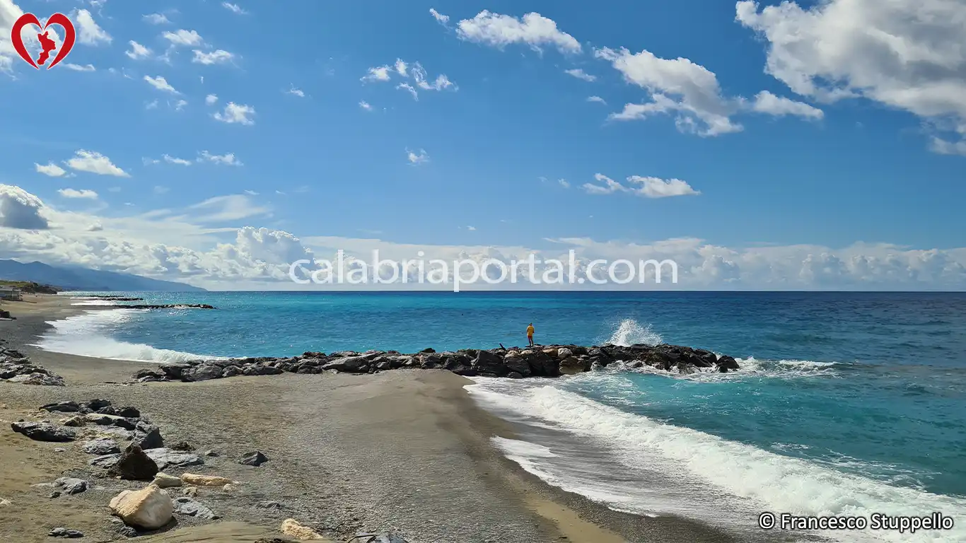 Spiaggia di Fuscaldo Marina - Calabria Spiaggia di Fuscaldo Marina - Calabria