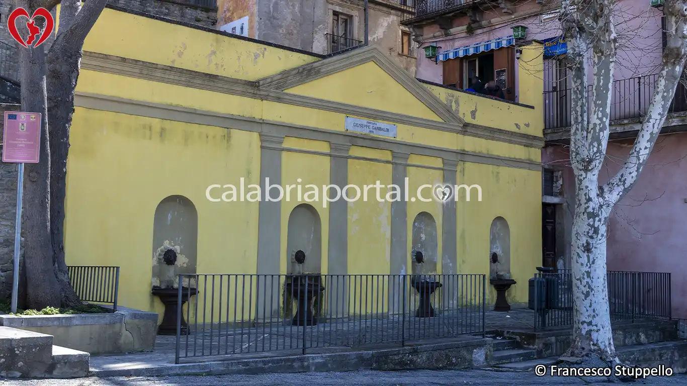 Fontana Monumentale Giuseppe Garibaldi a Fuscaldo