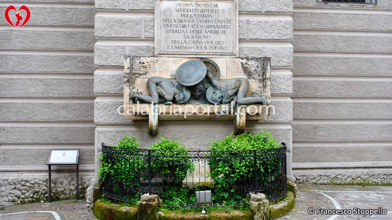 Monumento ai Caduti per la Patria di Grimaldi (CS)