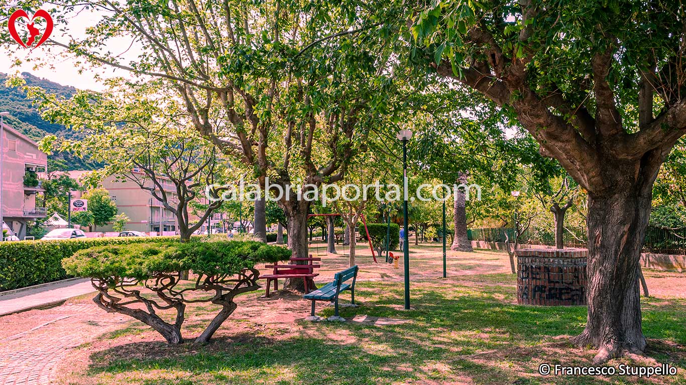 Il Parco Cittadino a Guardia Piemontese Marina Il Parco Cittadino a Guardia Piemontese Marina