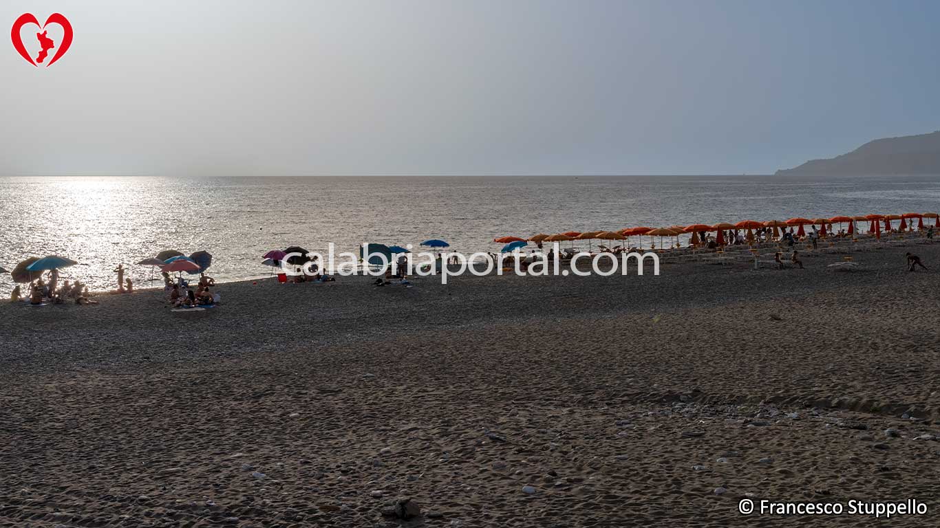 Spiaggia di Intavolata (CS): Pomeriggio estivo