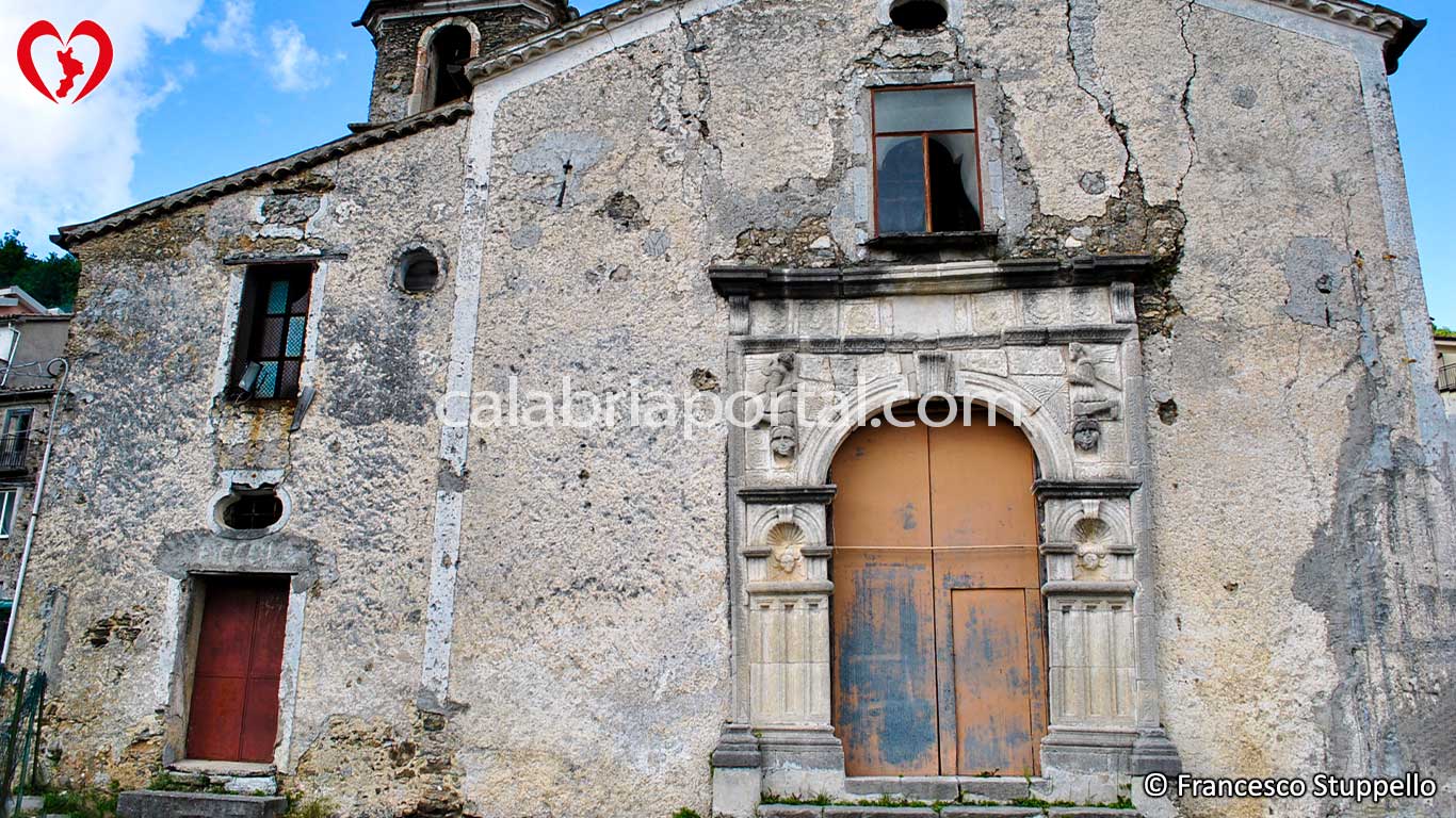 Lago (CS): Chiesa di Santa Maria dei Monti