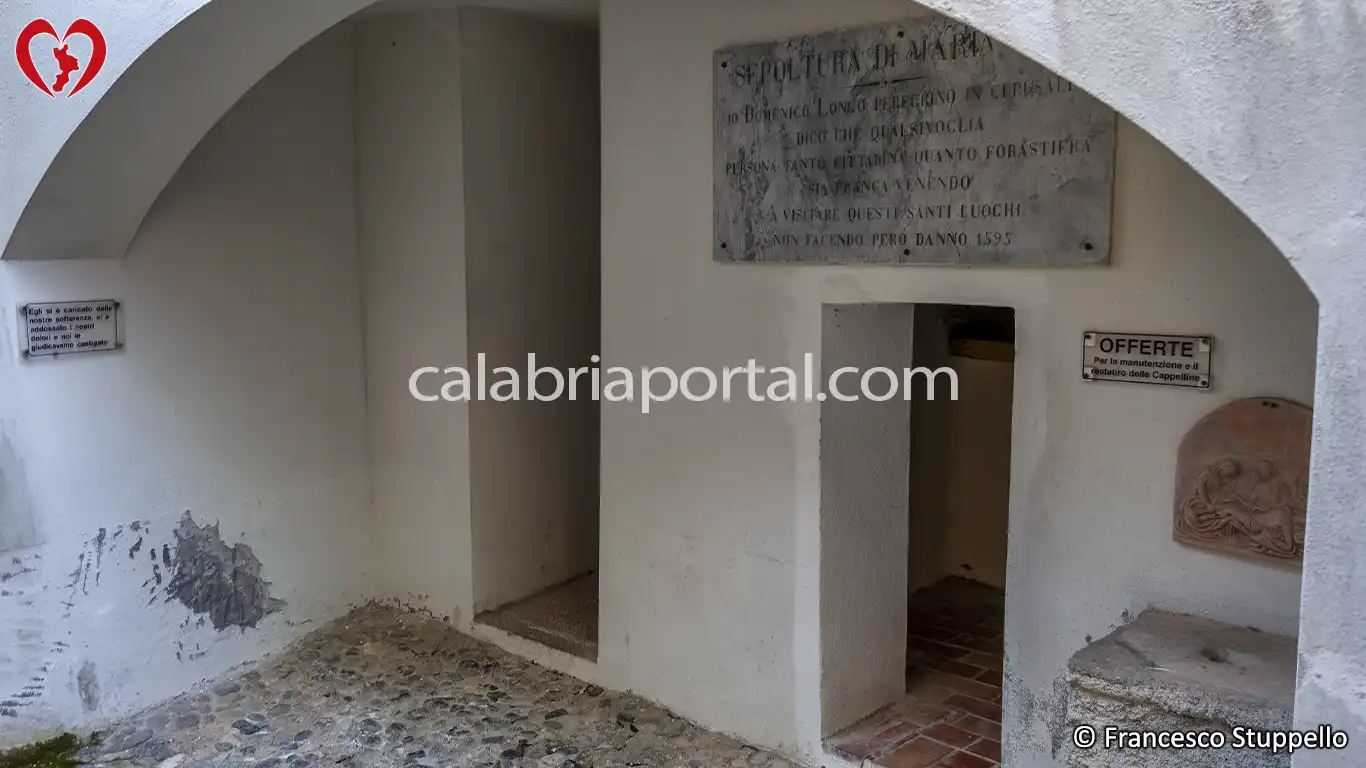 Cappelle del Santuario di Laino Borgo (CS) Cappelle del Santuario di Laino Borgo (CS)