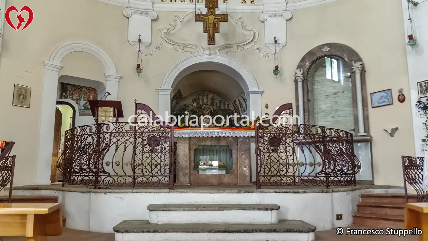 Chiesa del Santuario delle Cappelle a Laino Borgo (CS) Chiesa del Santuario delle Cappelle a Laino Borgo (CS)