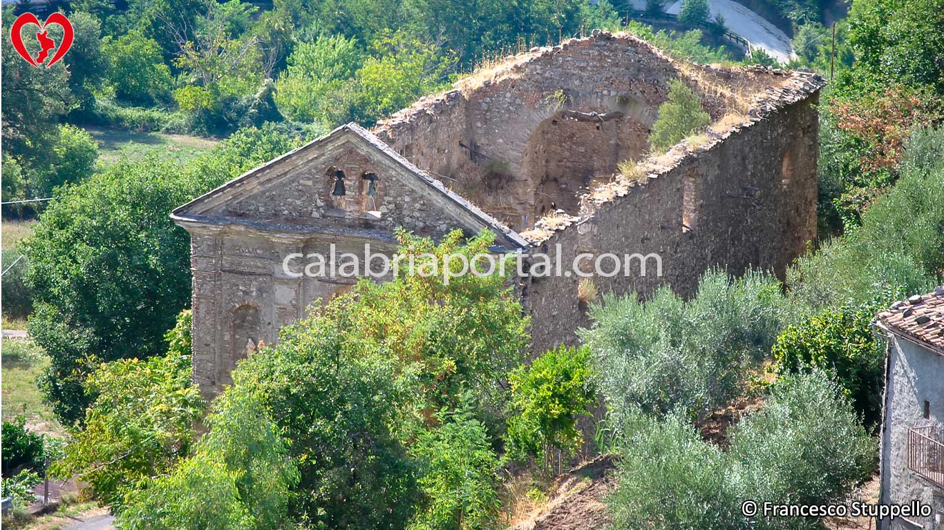 Chiesa della Madonna del Pettoruto a Lattarico (CS)