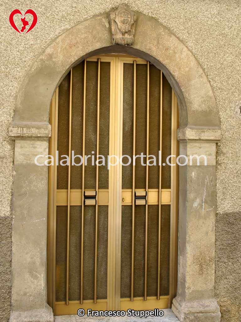 Portale Litico di Lattarico (CS)