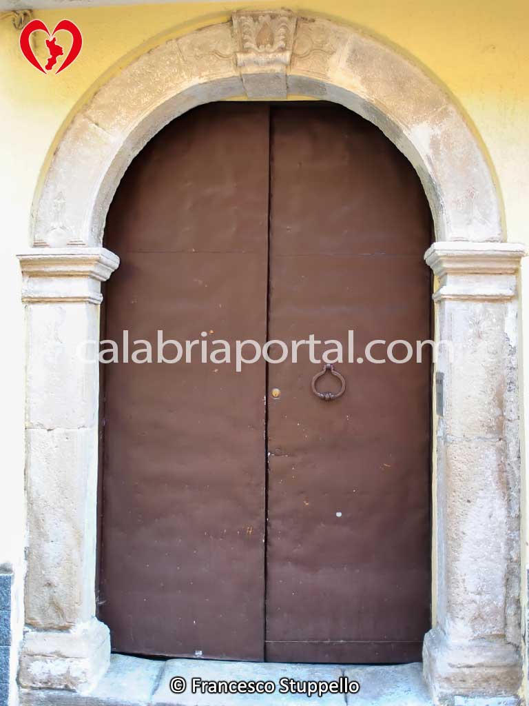Portale Litico di Lattarico (CS)