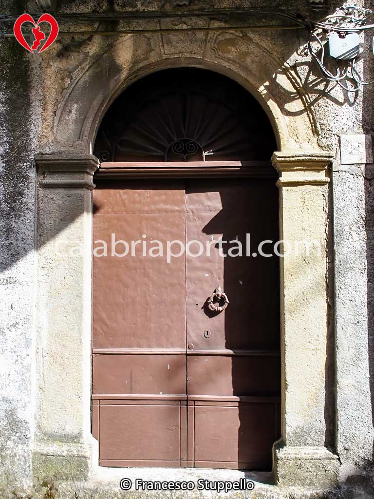 Portale Litico di Lattarico (CS)