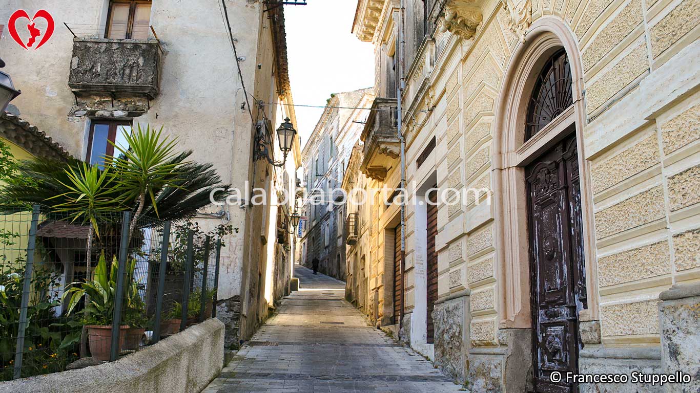 Palazzo Coscarella a Longobardi (CS)