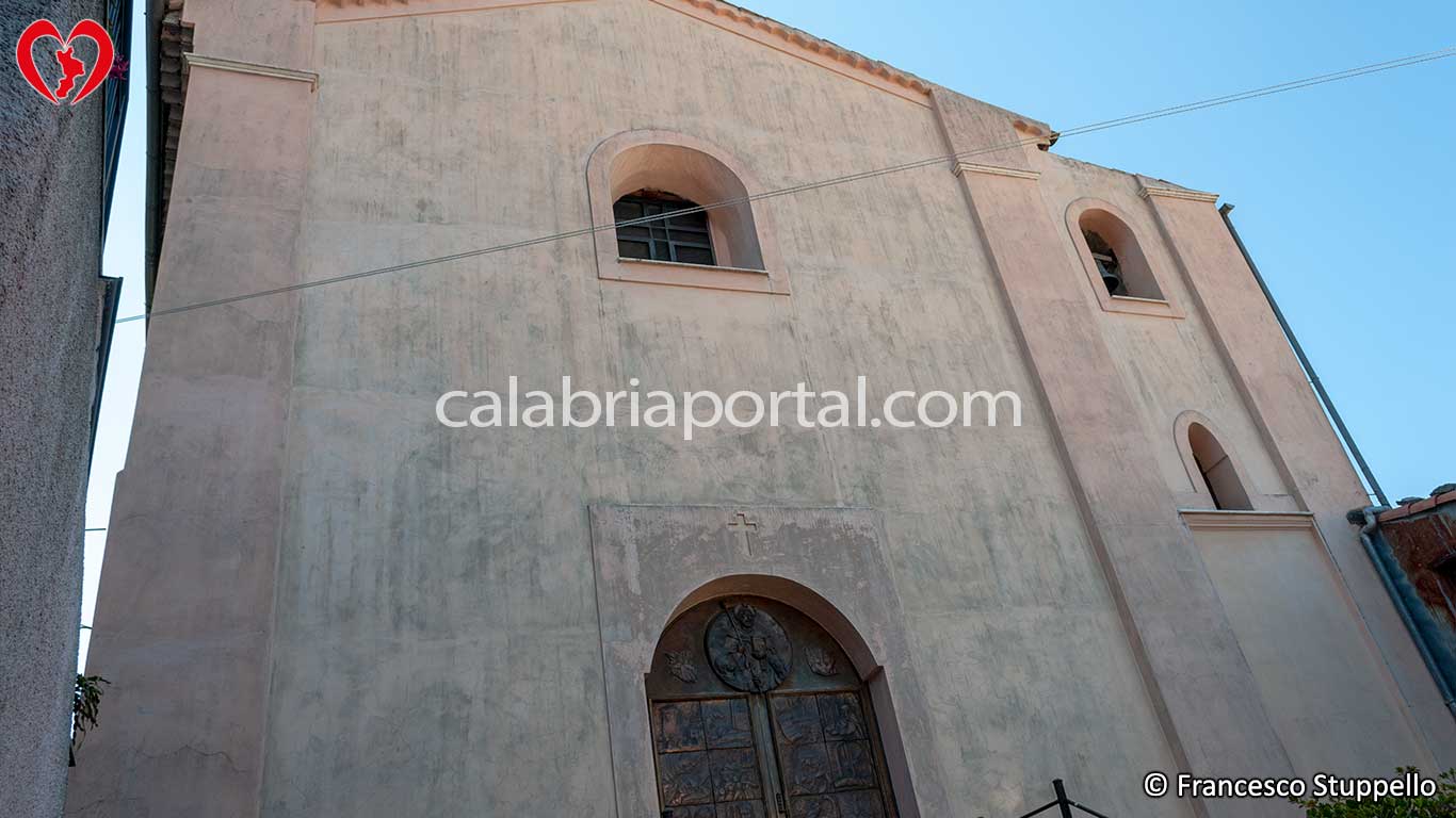 Chiesa di San Domenico a Longobucco (CS) Chiesa di San Domenico a Longobucco (CS)