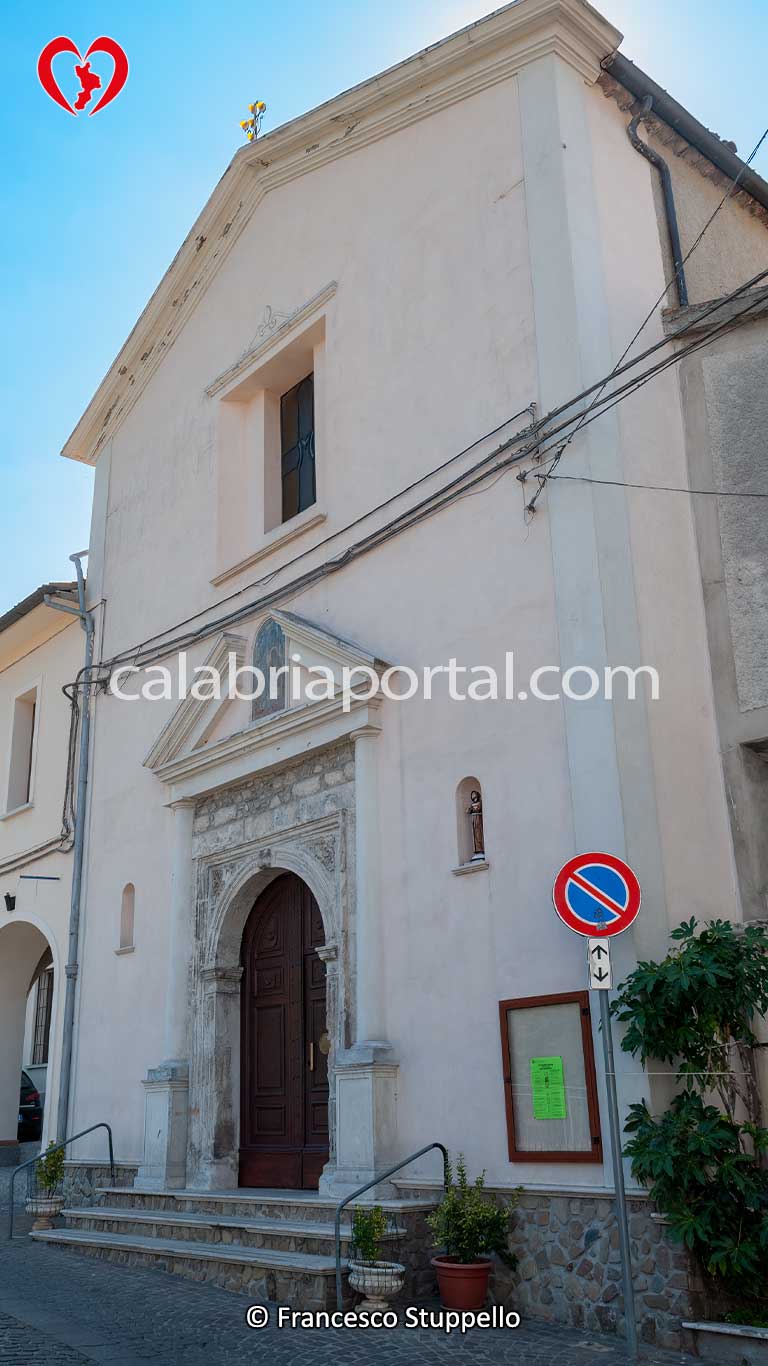 Chiesa di Santa Maria Maddalena a Longobucco (CS) Chiesa di Santa Maria Maddalena a Longobucco (CS)