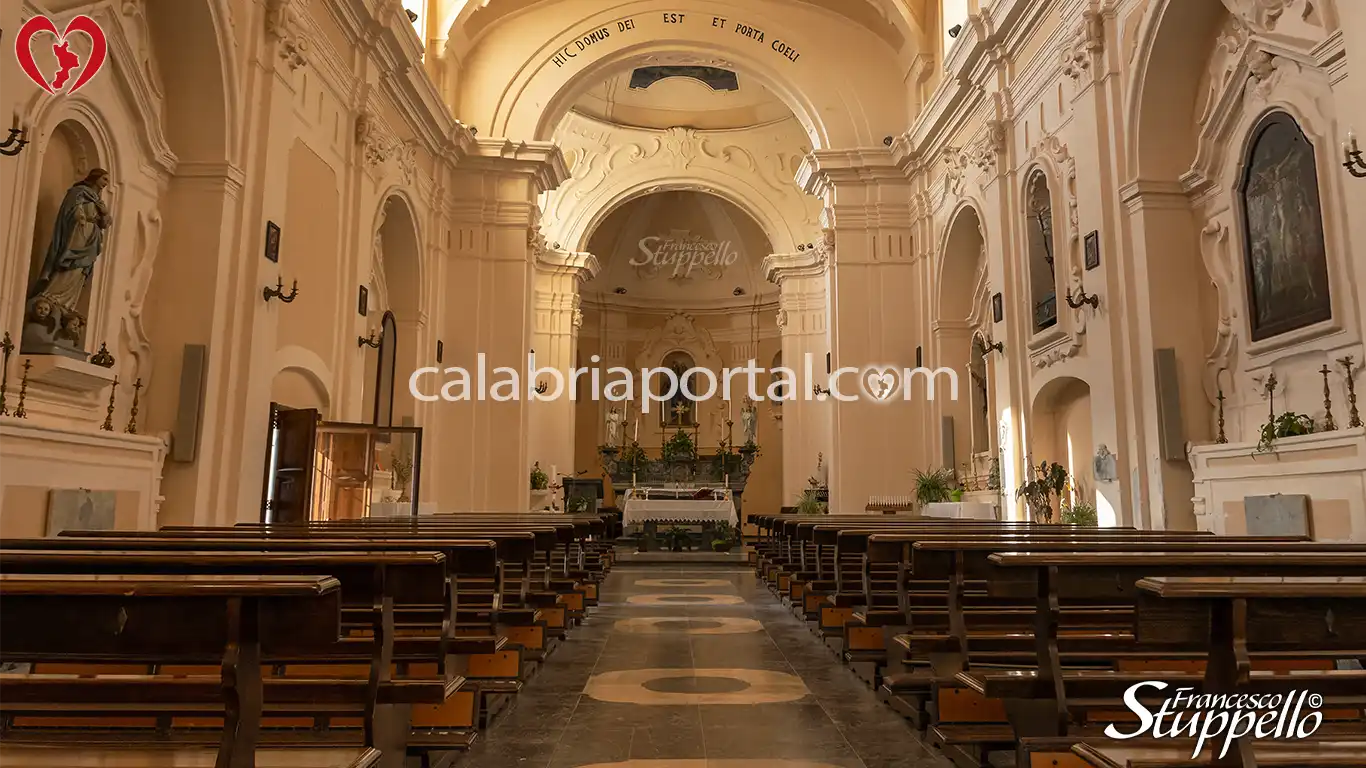 Chiesa di Santa Maria del Piano a Maierà Chiesa di Santa Maria del Piano a Maierà