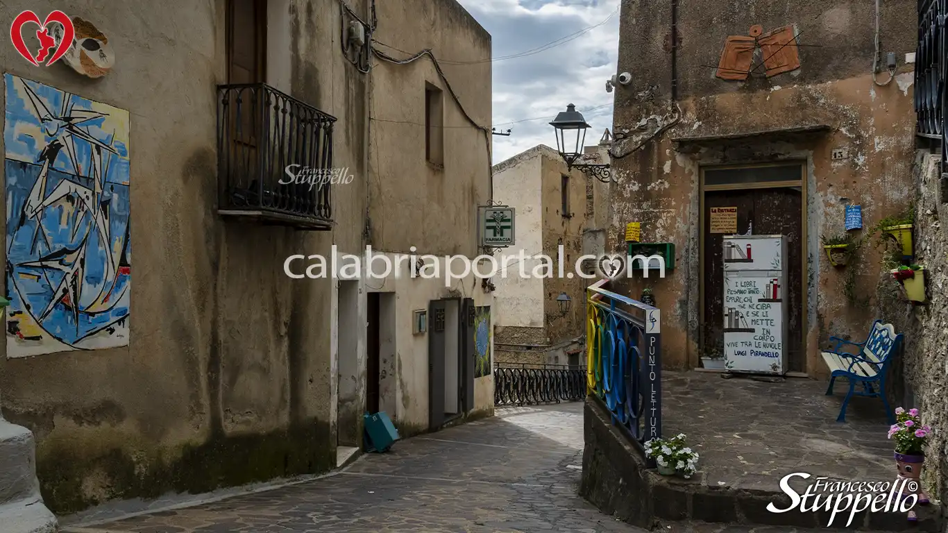 Scorcio del Borgo di Maierà Scorcio del Borgo di Maierà