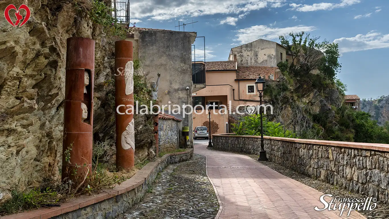 Scorcio del Borgo di Maierà Scorcio del Borgo di Maierà