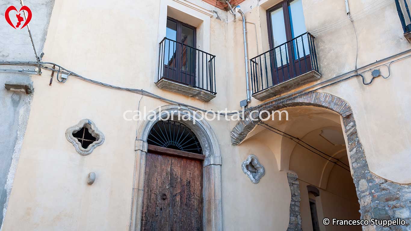 Casa Manera a Montegiordano (CS)
