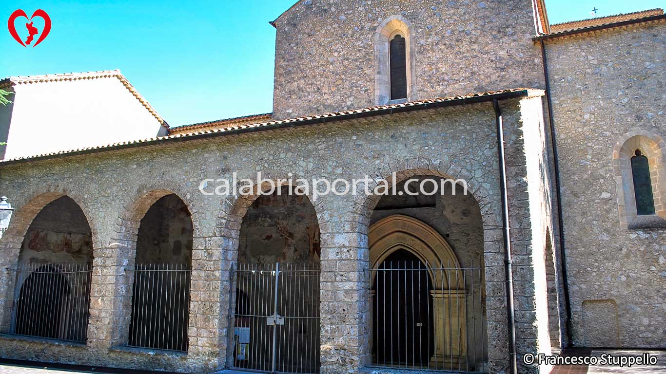 Convento di San Bernardino da Siena a Morano Calabro (CS) Convento di San Bernardino da Siena a Morano Calabro (CS)