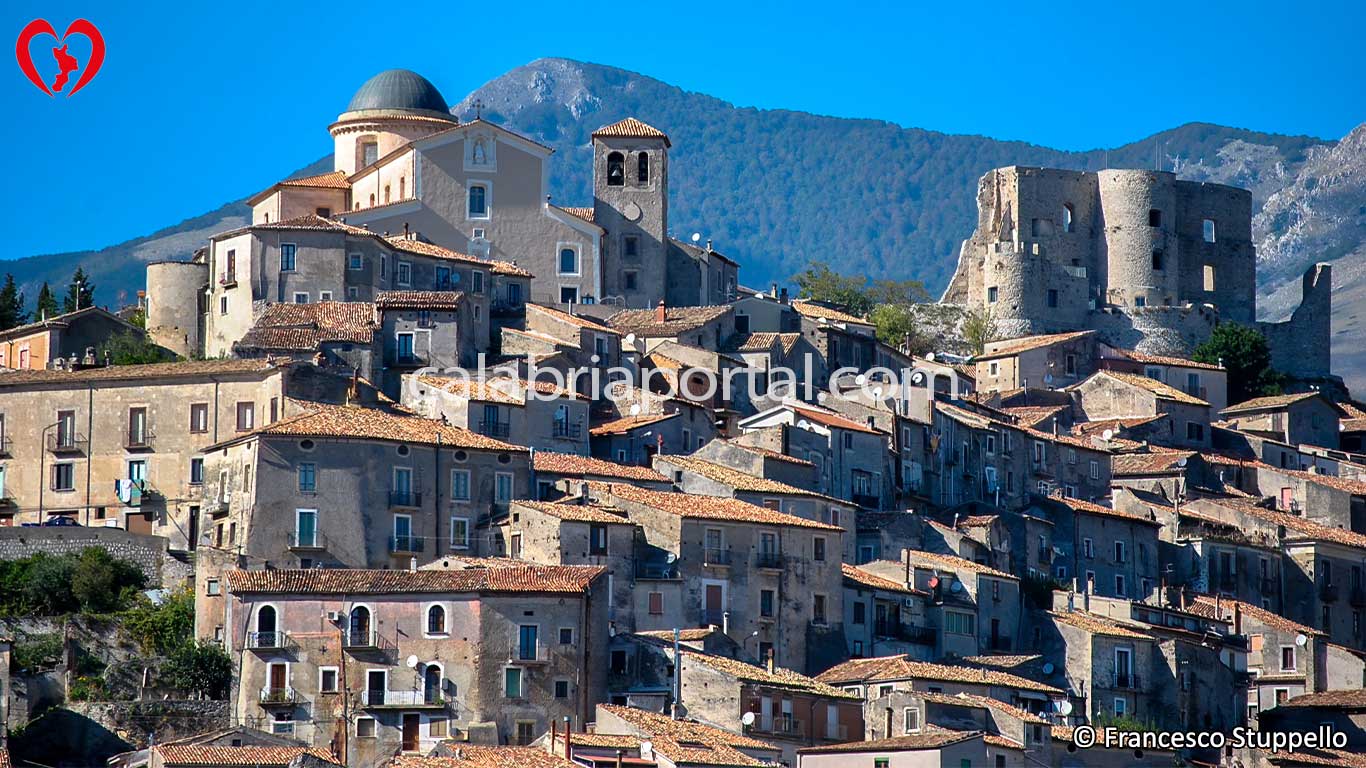 Scorcio di Morano Calabro (CS) Scorcio di Morano Calabro (CS)