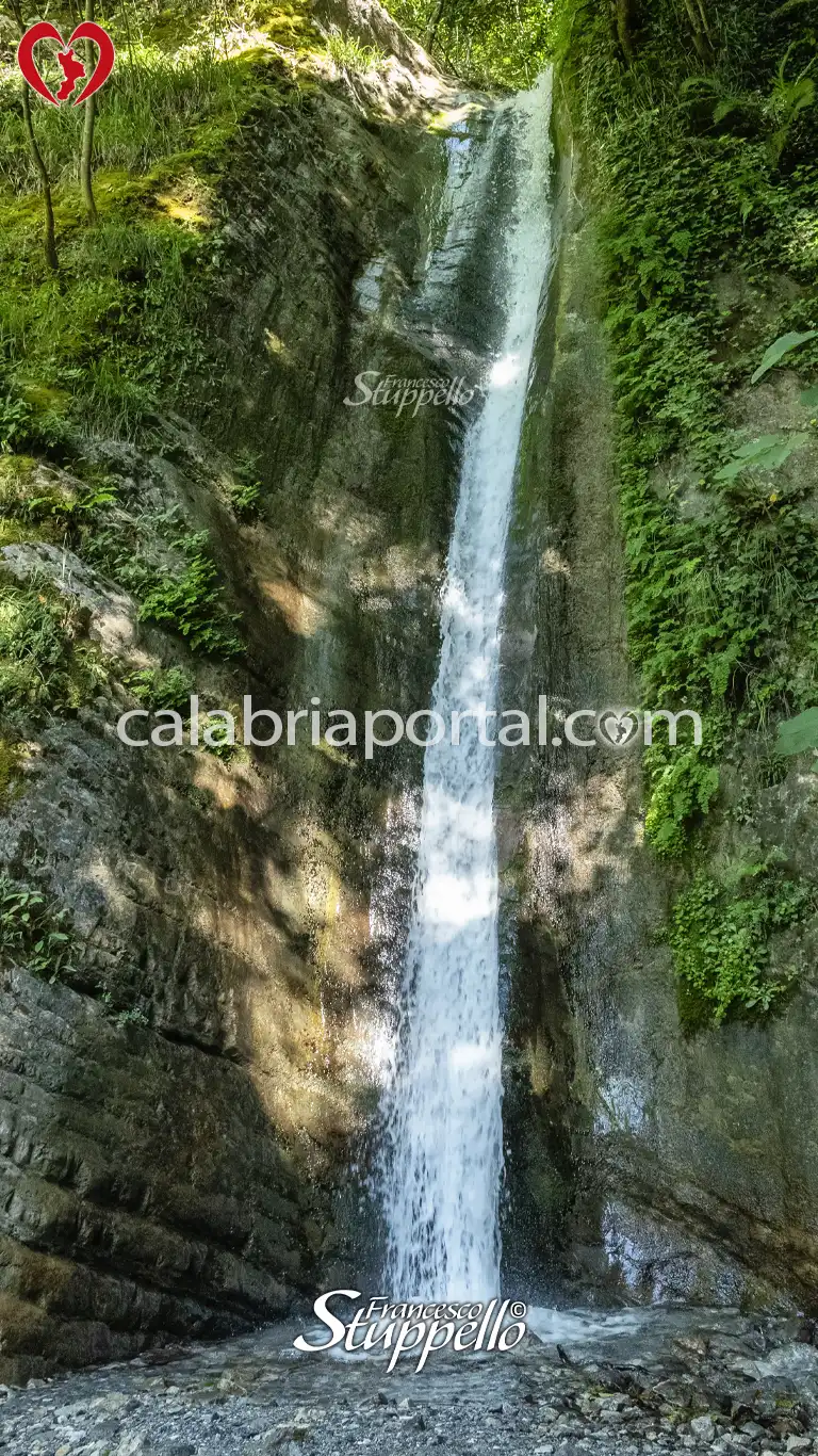 Cascata della Ficara a Orsomarso Cascata della Ficara a Orsomarso