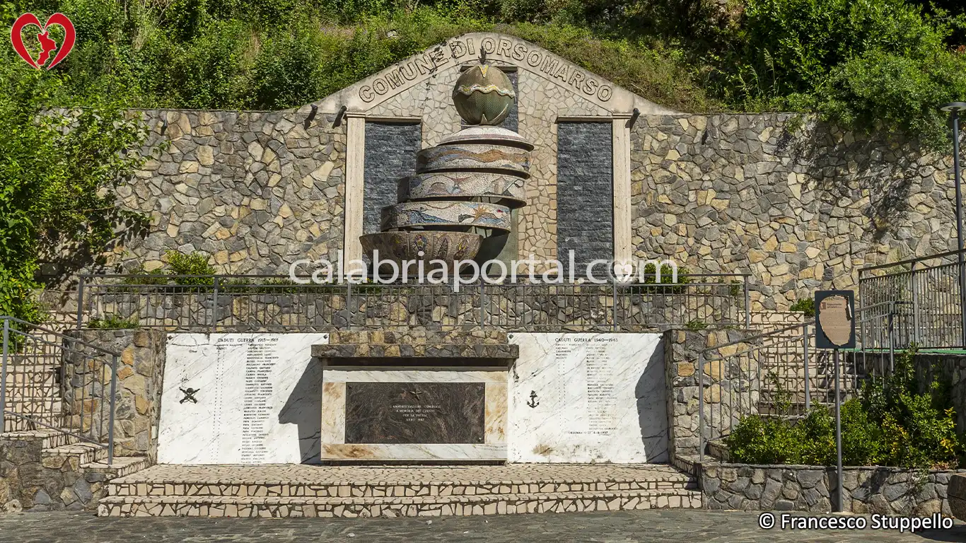 Monumento ai Caduti di Orsomarso (CS) Monumento ai Caduti di Orsomarso (CS)