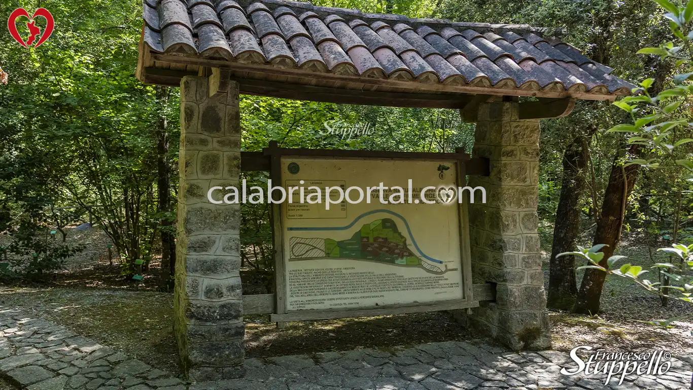 Arboreto Didattico della Riserva Naturale Orientata "Valle del Fiume Argentino"